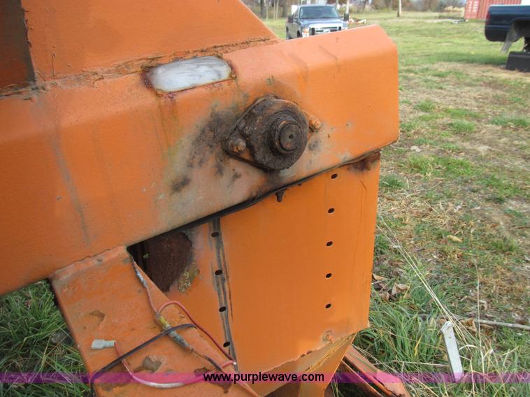 image for item E3597 Swenson salt spreader