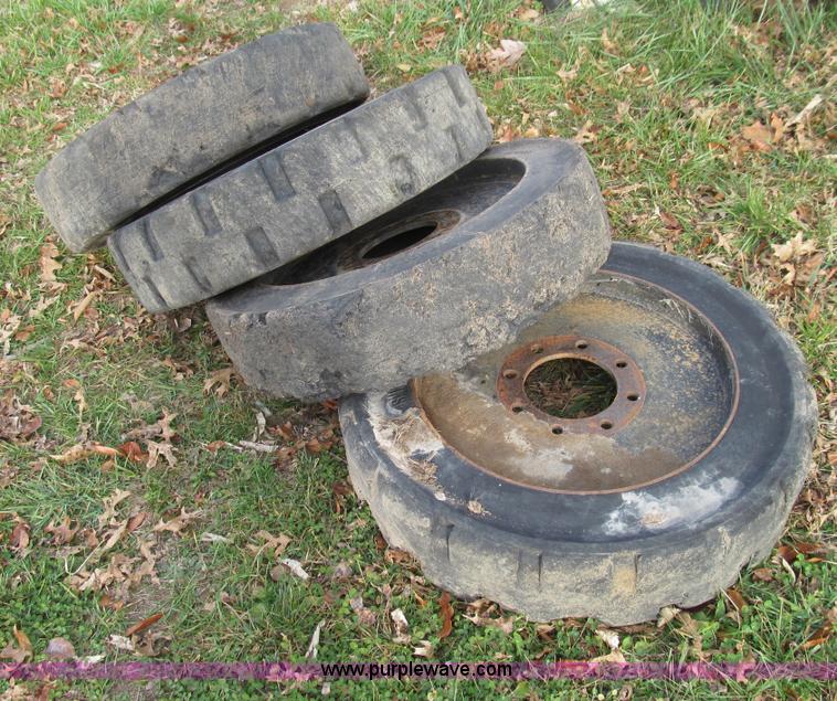 image for item E3599 (4) Demolition tires and wheels