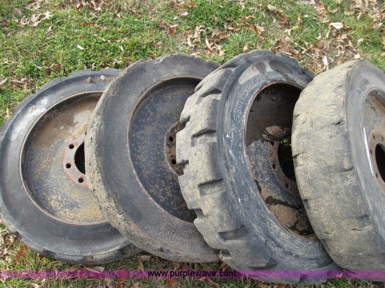 image for item E3599 (4) Demolition tires and wheels
