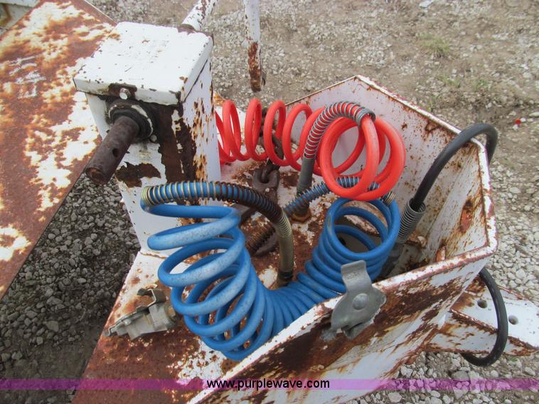 image for item E3600 1995 Keifer Built reel trailer