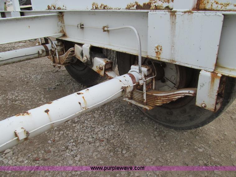 image for item E3600 1995 Keifer Built reel trailer