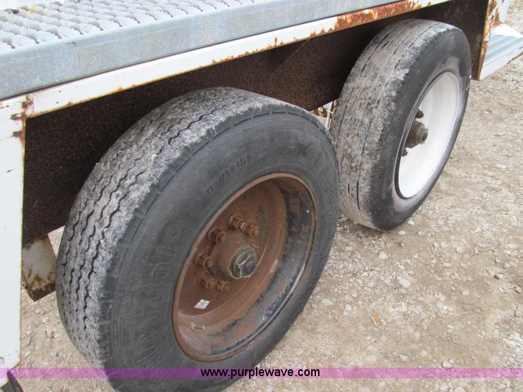 image for item E3600 1995 Keifer Built reel trailer