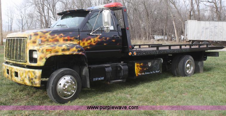 image for item F2888 1995 Chevrolet Kodiak C6H042 rollback truck