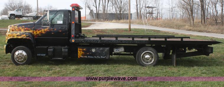 image for item F2888 1995 Chevrolet Kodiak C6H042 rollback truck