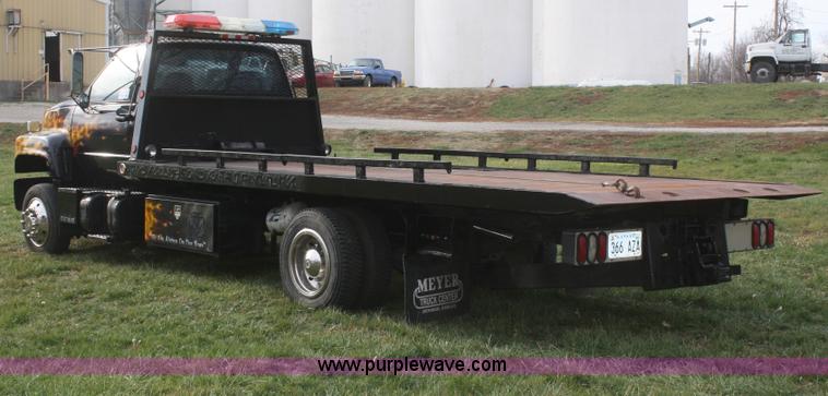 image for item F2888 1995 Chevrolet Kodiak C6H042 rollback truck