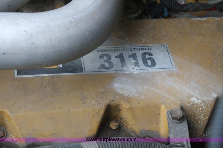 image for item F2888 1995 Chevrolet Kodiak C6H042 rollback truck