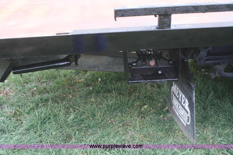 image for item F2888 1995 Chevrolet Kodiak C6H042 rollback truck