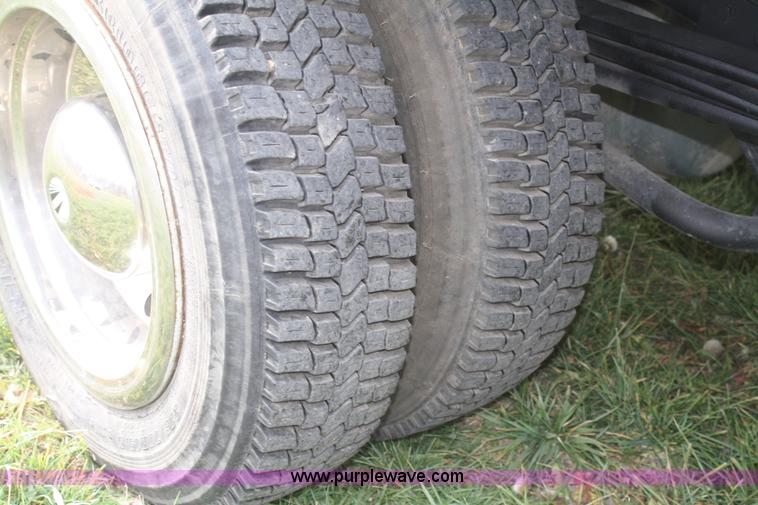 image for item F2888 1995 Chevrolet Kodiak C6H042 rollback truck