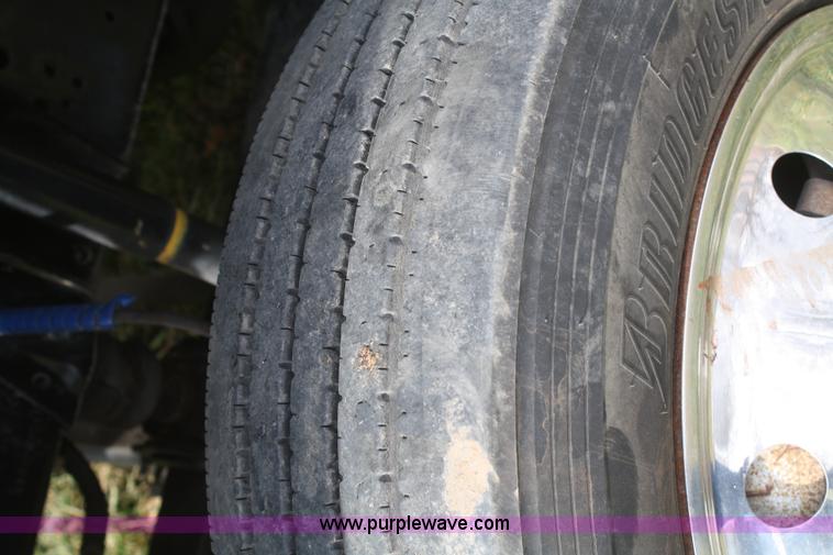 image for item F2888 1995 Chevrolet Kodiak C6H042 rollback truck