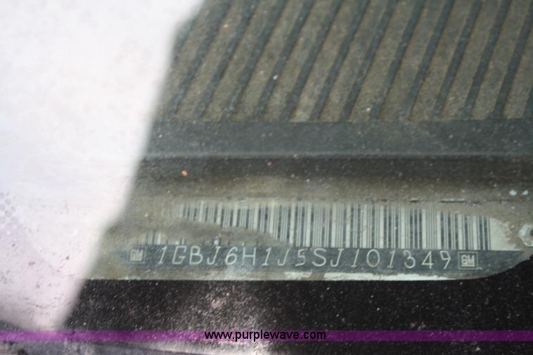 image for item F2888 1995 Chevrolet Kodiak C6H042 rollback truck