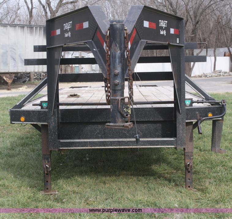 image for item F2898 2004 Target 25' flatbed trailer