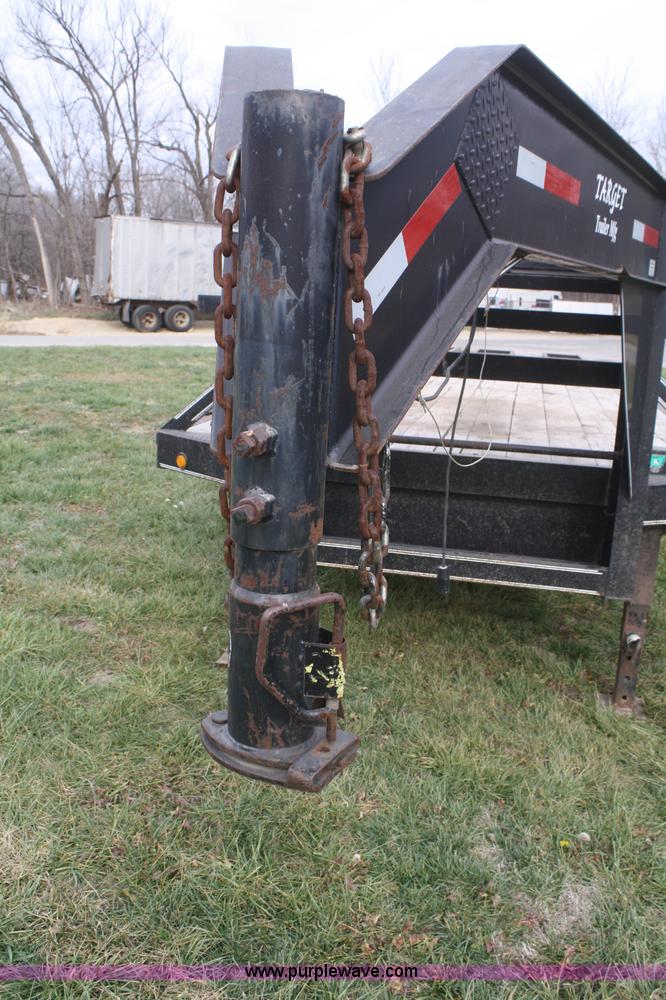 image for item F2898 2004 Target 25' flatbed trailer