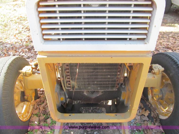 image for item F3073 Forklift