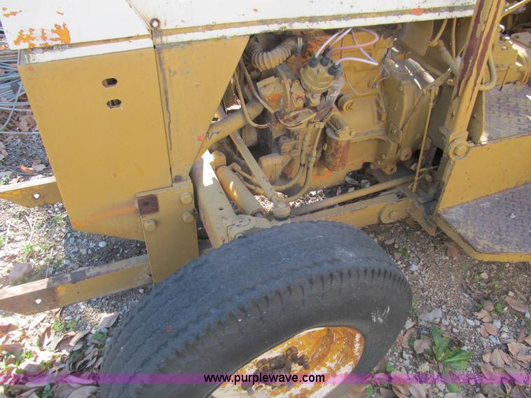 image for item F3073 Forklift