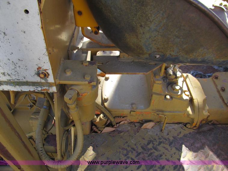 image for item F3073 Forklift