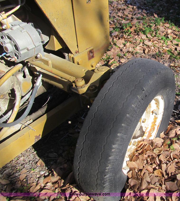 image for item F3073 Forklift