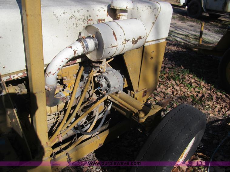 image for item F3073 Forklift