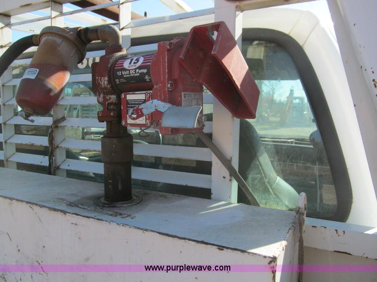 image for item F3086 2004 Ford F4D truck