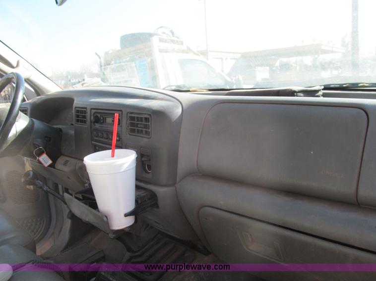 image for item F3086 2004 Ford F4D truck