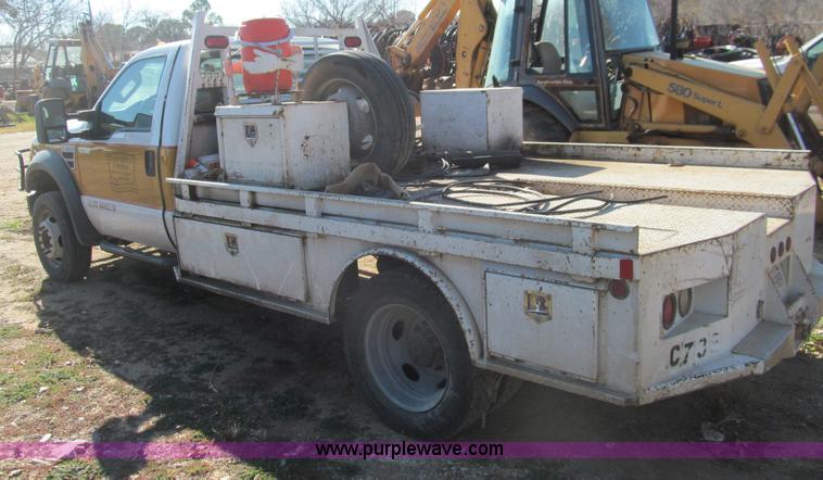 image for item F3087 2007 Ford F450 XL Super Duty utility truck