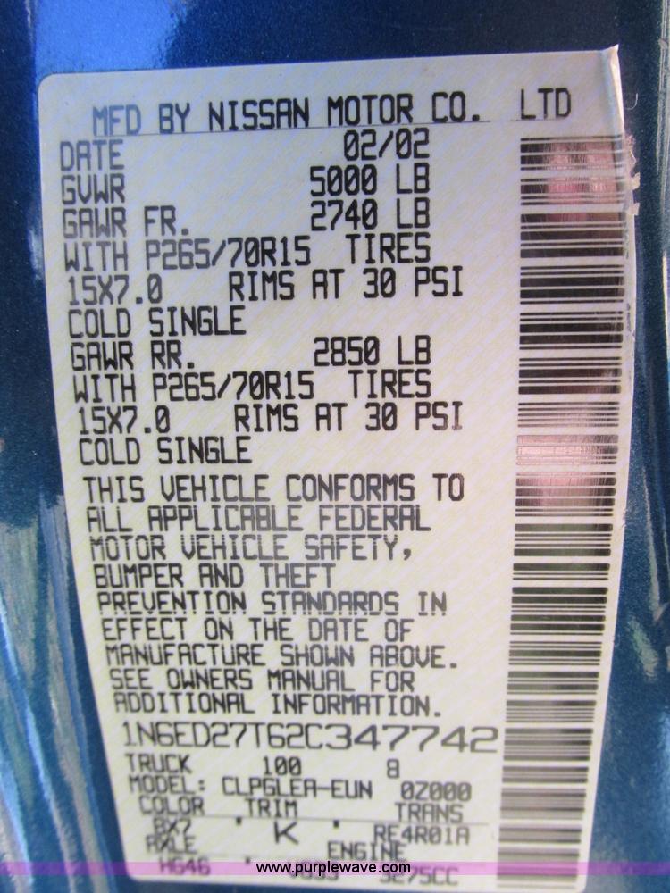 image for item F4121 2002 Nissan Frontier XE Crew Cab pickup truck