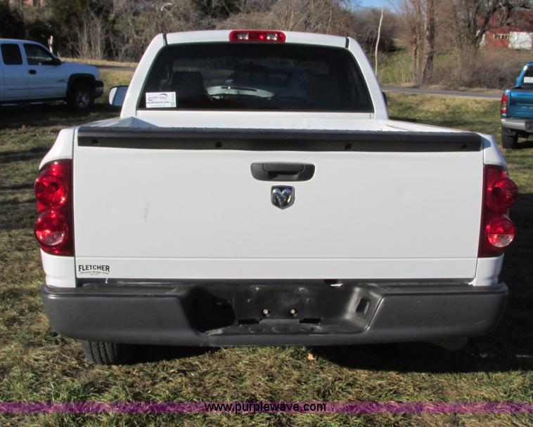 image for item F4122 2008 Dodge Ram 1500 short bed pickup truck