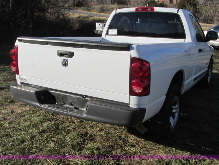 image for item F4122 2008 Dodge Ram 1500 short bed pickup truck