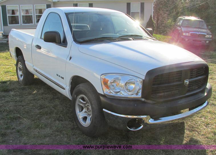 image for item F4122 2008 Dodge Ram 1500 short bed pickup truck