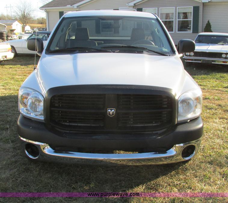 image for item F4122 2008 Dodge Ram 1500 short bed pickup truck