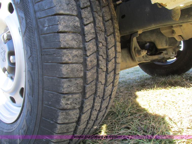 image for item F4122 2008 Dodge Ram 1500 short bed pickup truck