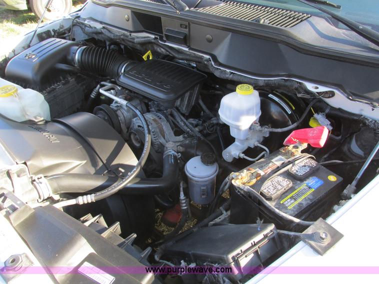 image for item F4122 2008 Dodge Ram 1500 short bed pickup truck