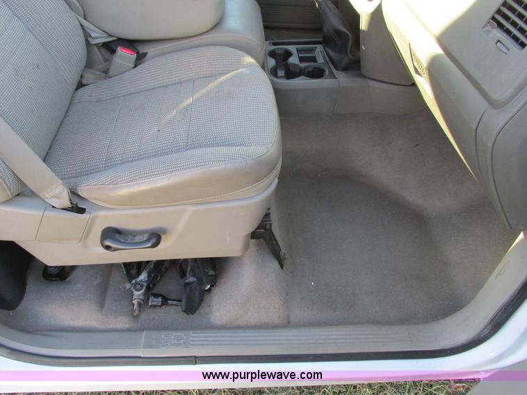 image for item F4122 2008 Dodge Ram 1500 short bed pickup truck