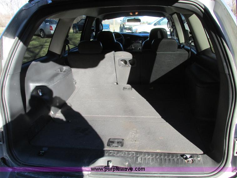 image for item F4125 2003 Dodge Durango SUV