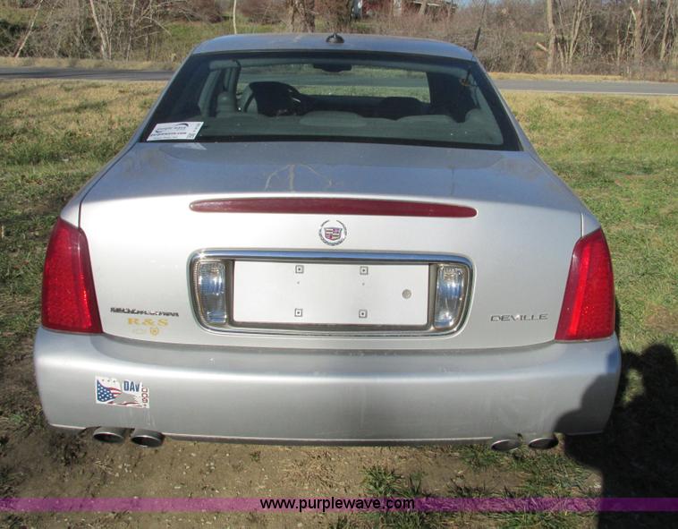 image for item F4128 2003 Cadillac DeVille