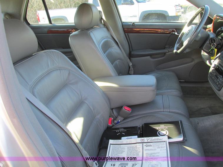 image for item F4128 2003 Cadillac DeVille