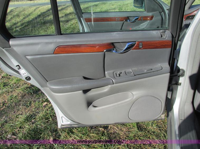 image for item F4128 2003 Cadillac DeVille