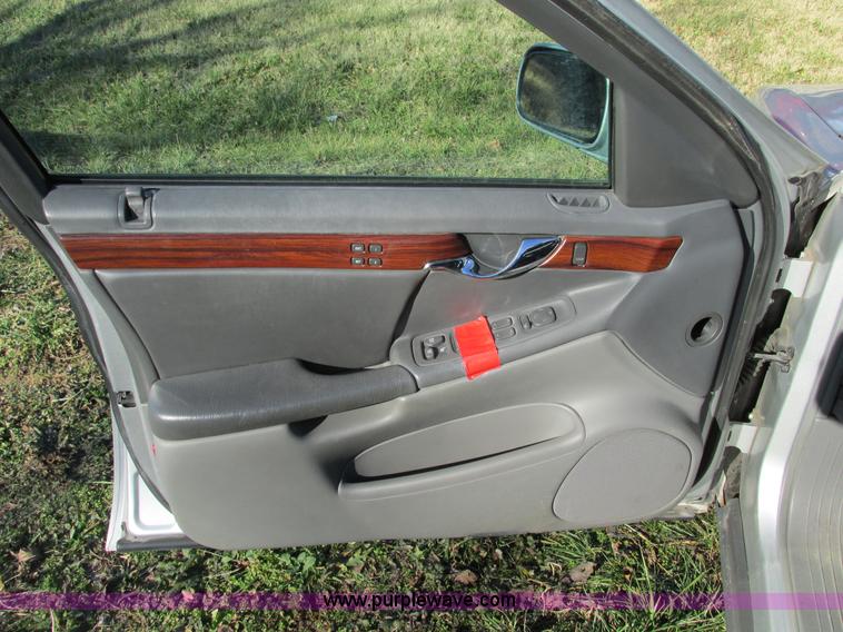 image for item F4128 2003 Cadillac DeVille