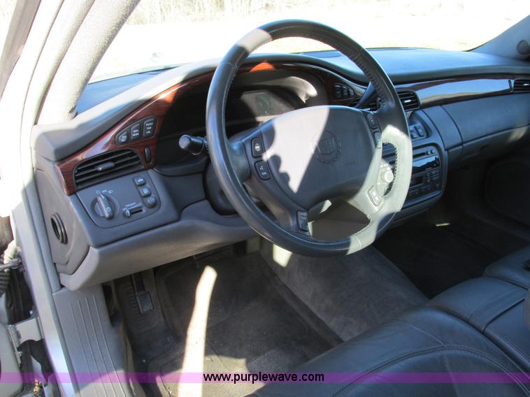 image for item F4128 2003 Cadillac DeVille