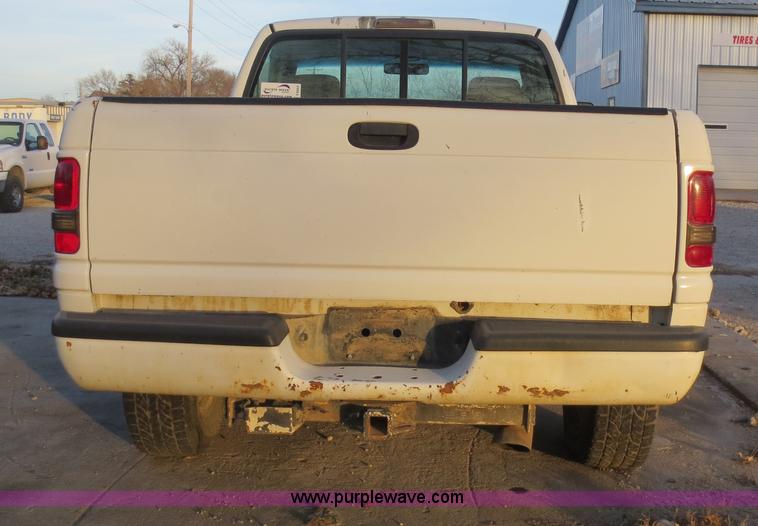 image for item F6553 1997 Dodge Ram 1500 LT 5.9L V8 OHV 16V gas engine