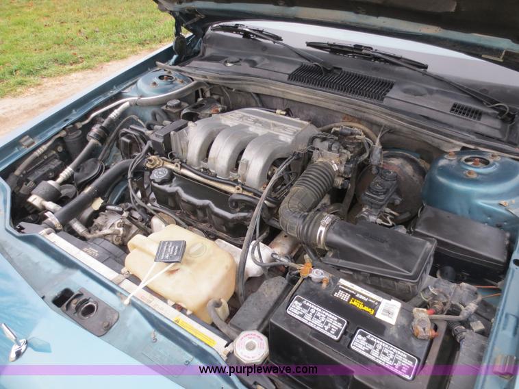 image for item F6555 1993 Chrysler New Yorker Fifth Avenue
