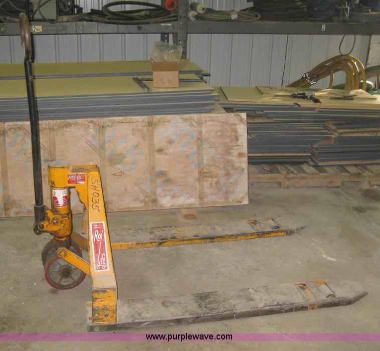 image for item M9152 Rol-Lift pallet jack