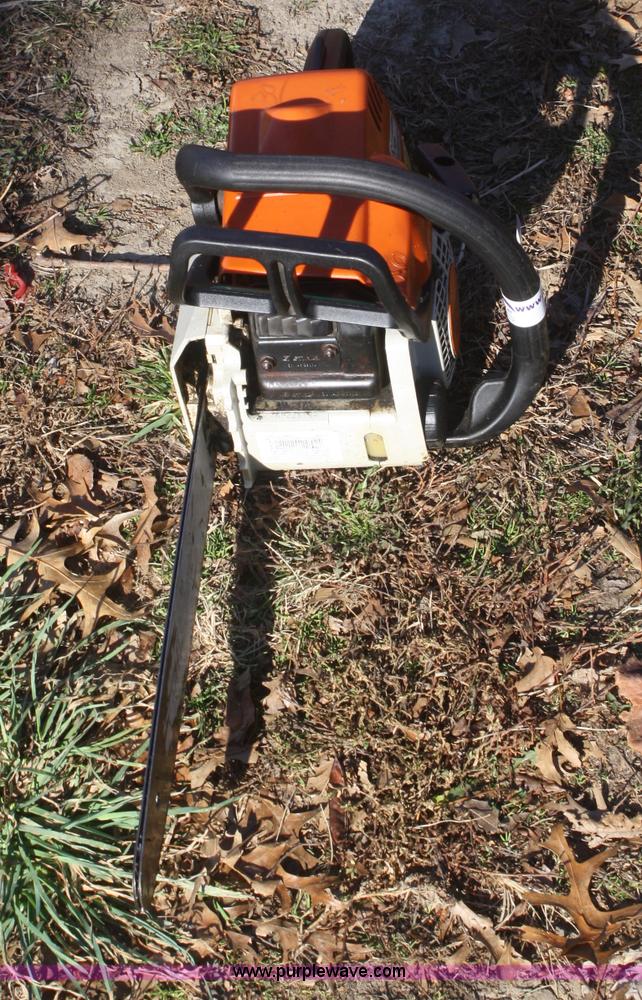 image for item O9834 Stihl MS170 chain saw