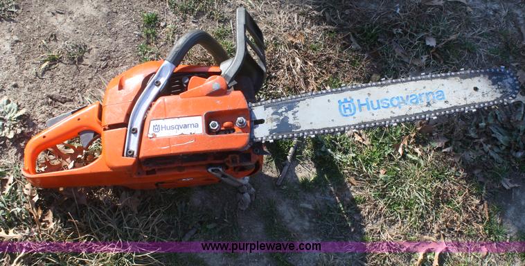 image for item O9838 Husky 350 chain saw