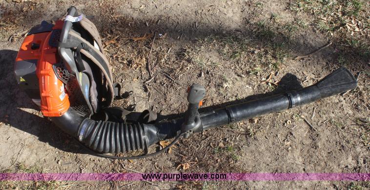 image for item O9839 Husky 150BT backpack blower