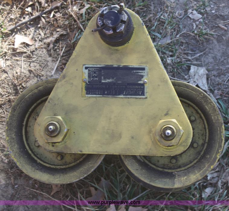 image for item O9840 Budged one ton electric hoist