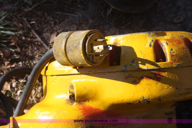 image for item O9840 Budged one ton electric hoist