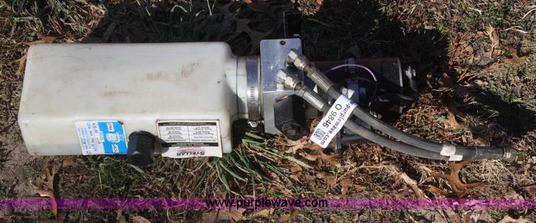 image for item O9846 Monarch Dynajack lift gate pump