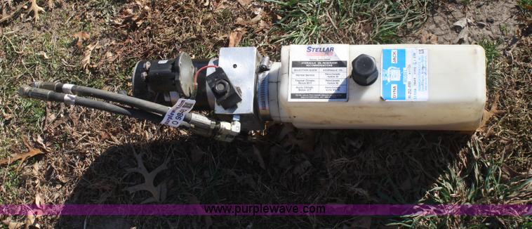 image for item O9846 Monarch Dynajack lift gate pump