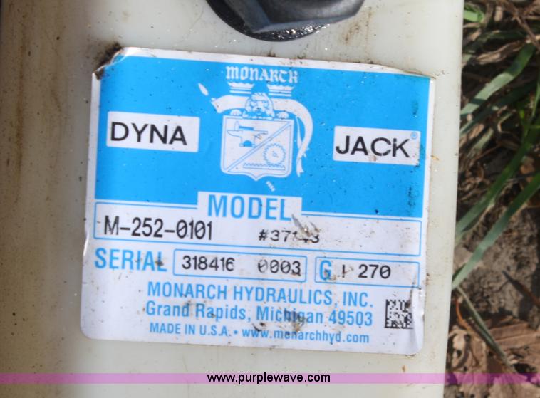 image for item O9846 Monarch Dynajack lift gate pump