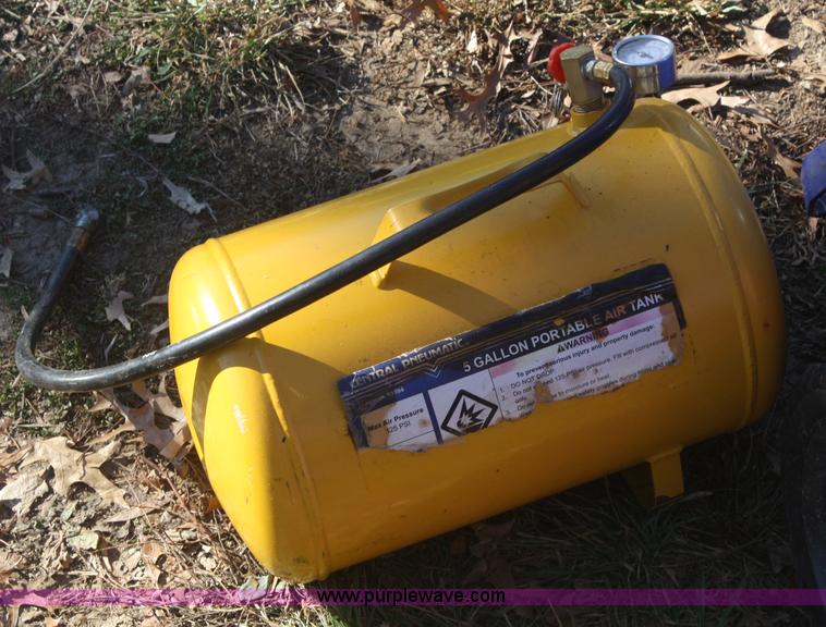 image for item O9847 Assorted air tanks and accessories